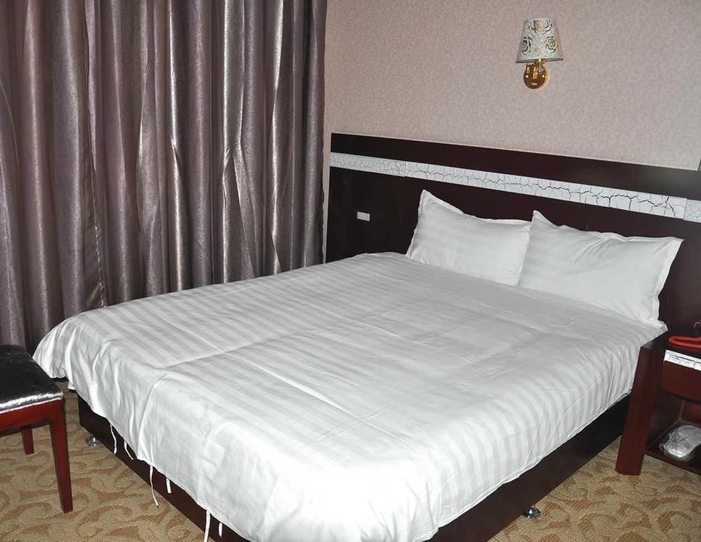 Hangjia Hotel Урумчи Экстерьер фото